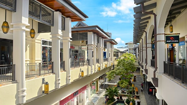 Ala Moana exterior